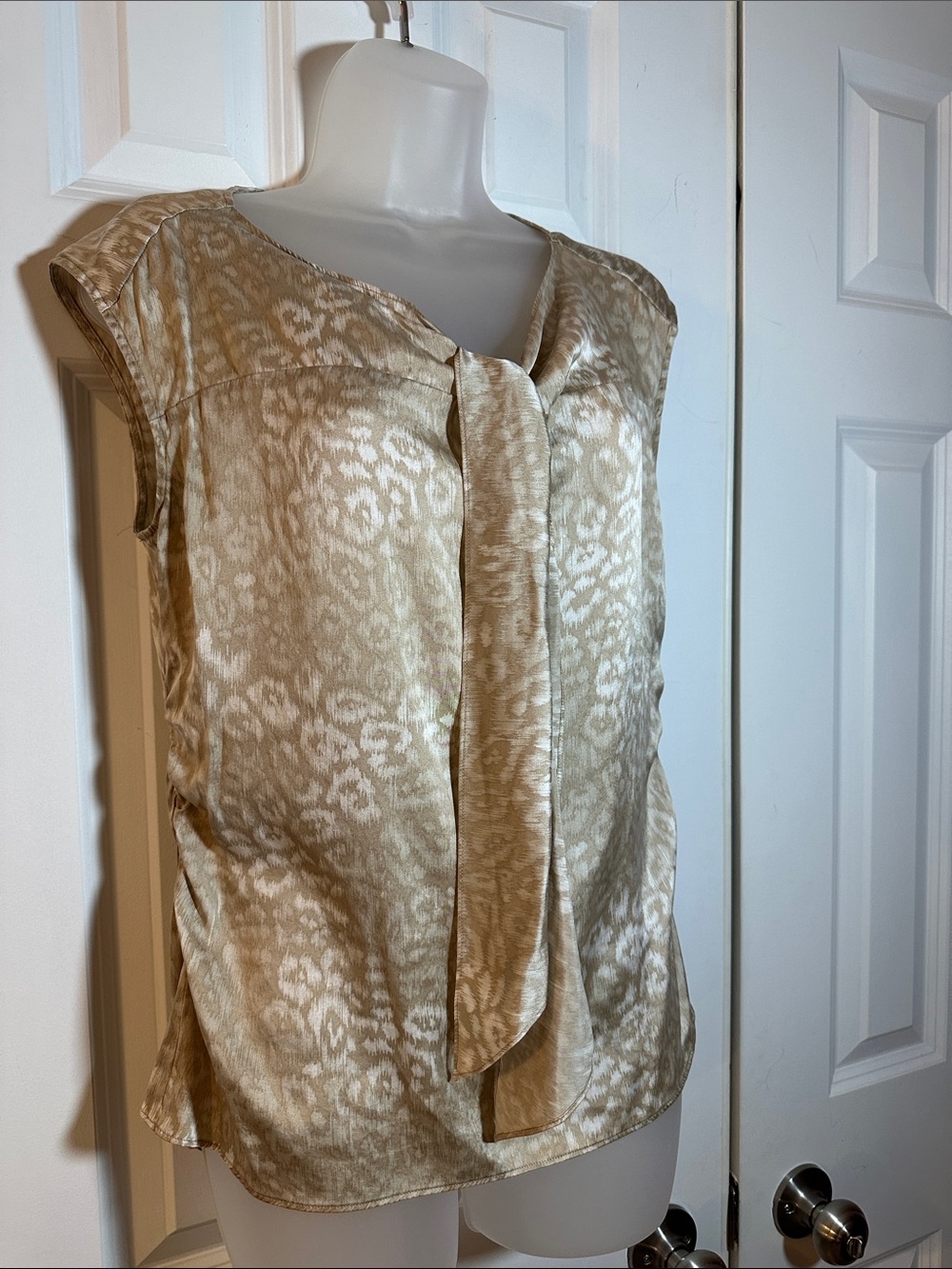 Ann Taylor Silk Beige Tie-Neck Cap Sleeve Blouse - Picture 2 of 9